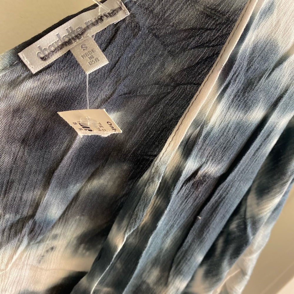 Charlotte Russe long kimono size small